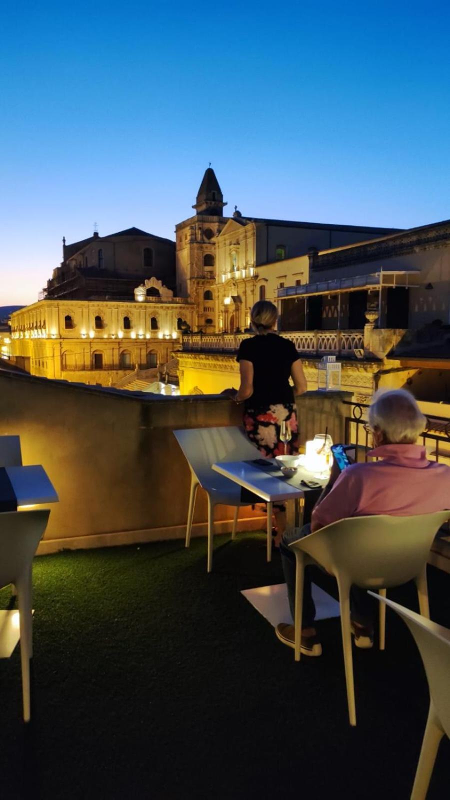 Hotel Porta Reale Ното Экстерьер фото